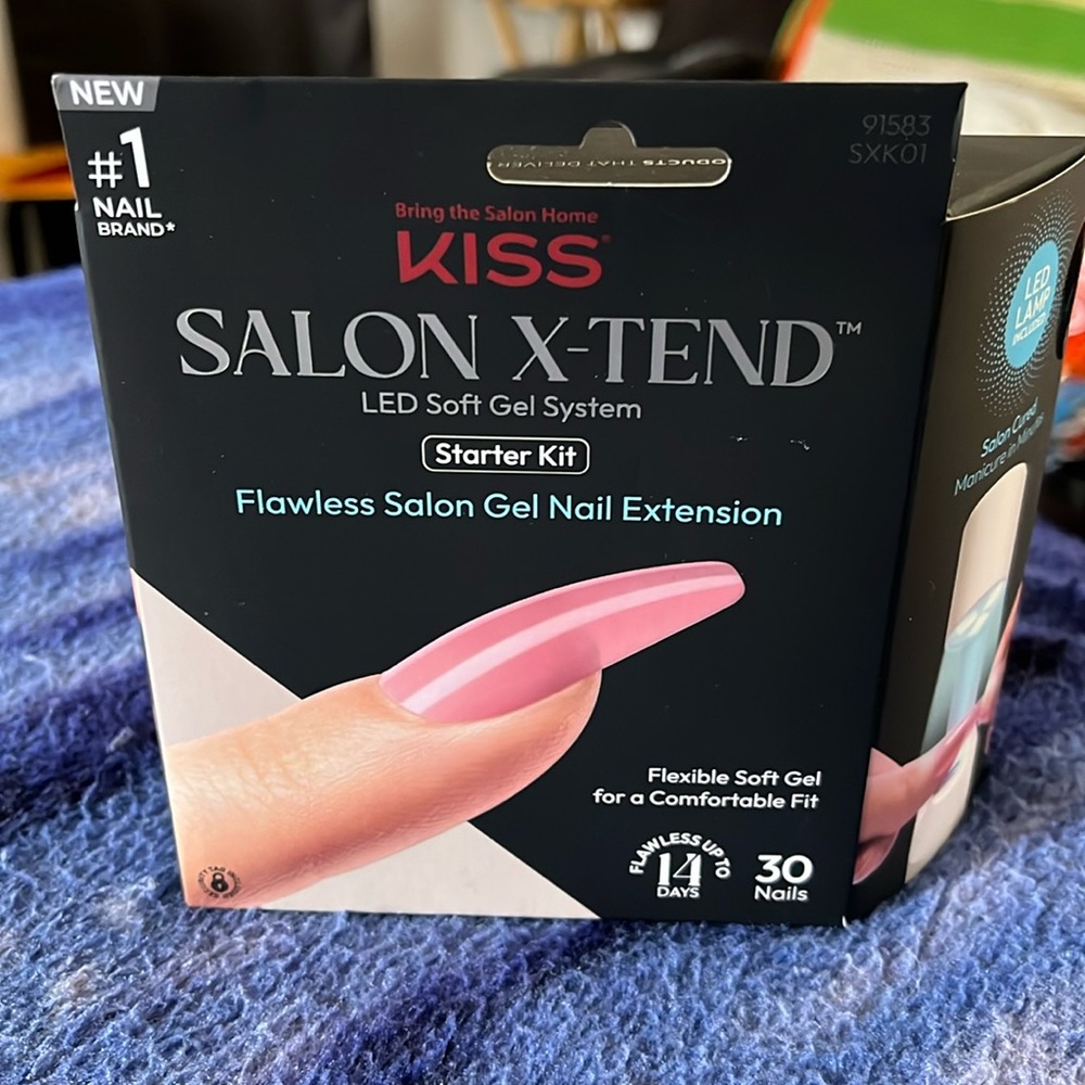 Brand new Salon X-Tend Starter Kit